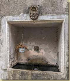 una delle fontane di Ferrera...